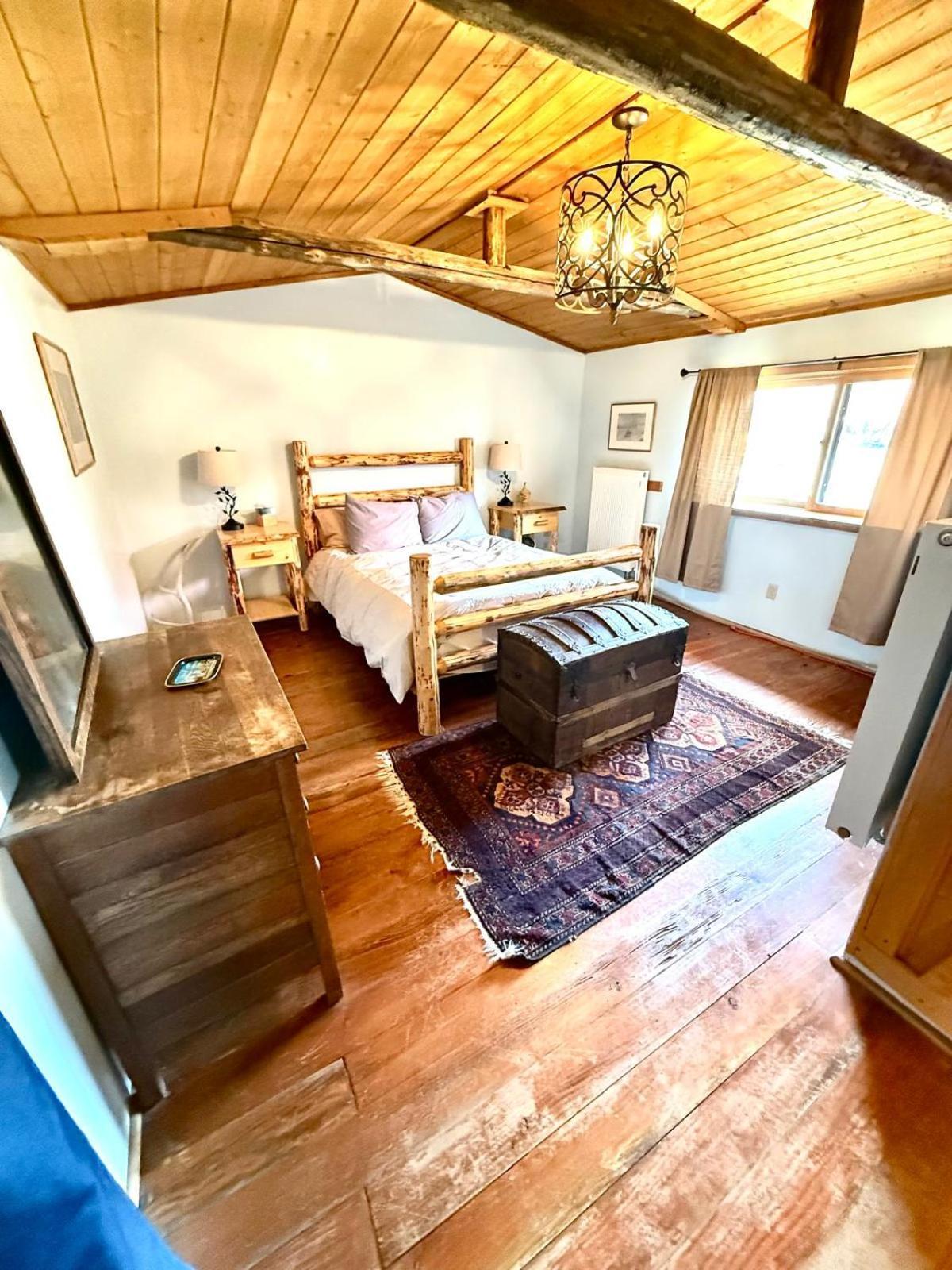 Aubin Sky Lodging At The Yl Ranch Savery Exterior photo